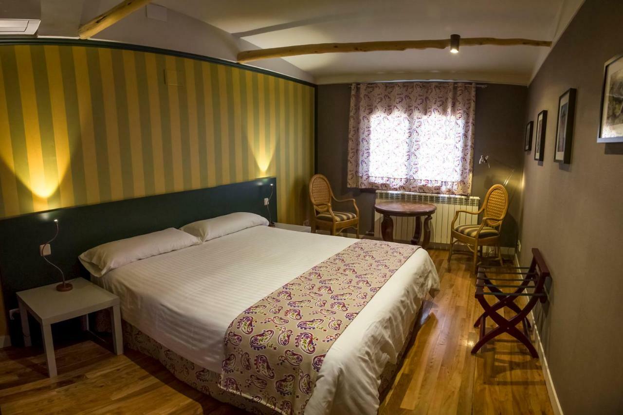 Apartamentos Rurales De La Sexma Del Sabinar Corduente エクステリア 写真